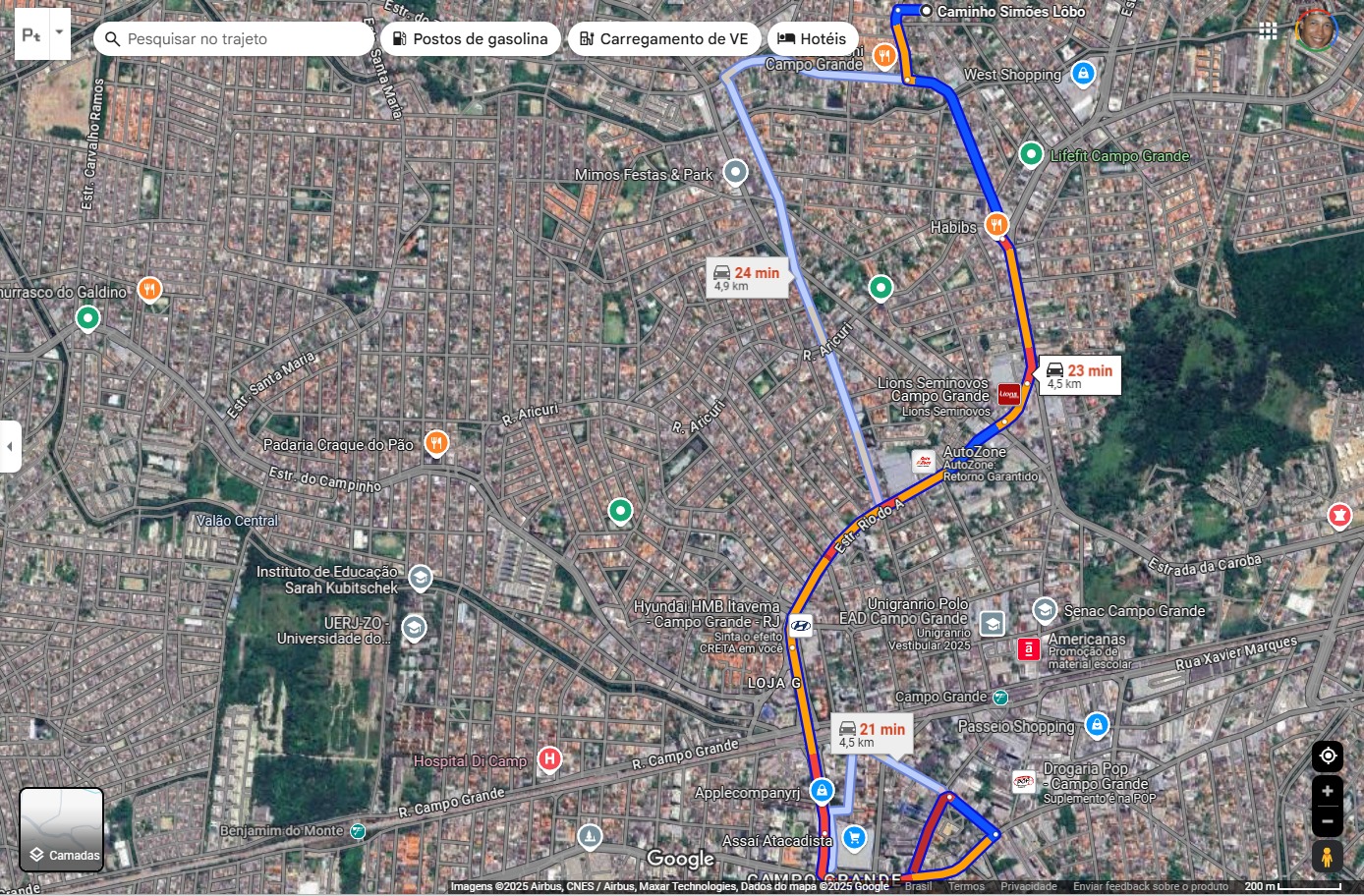 Vista frontal do terreno